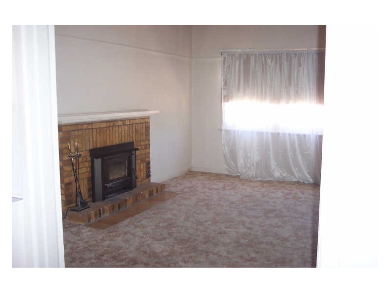 81 Cherry Avenue, Mildura VIC 3500