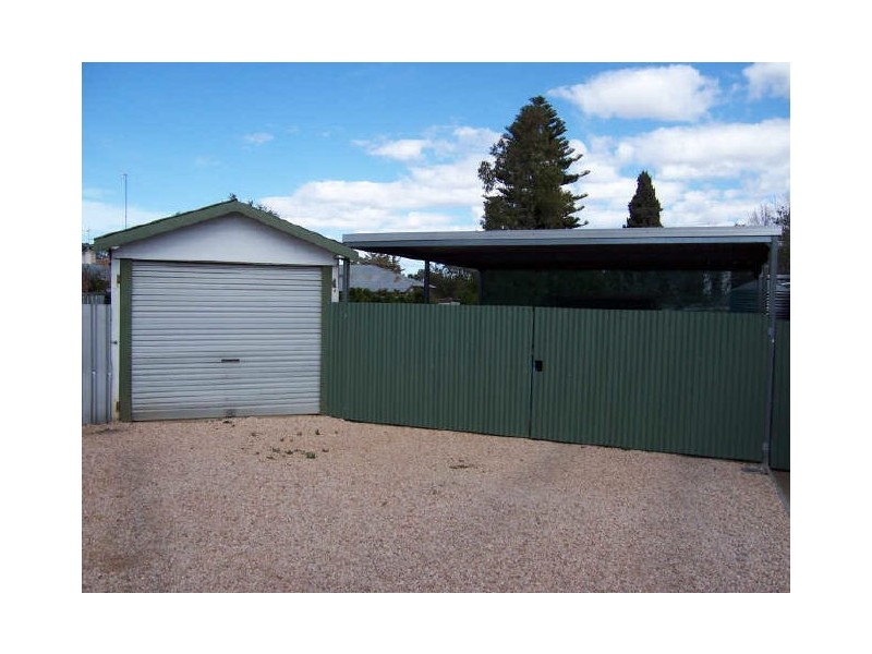 16 Desroy Avenue, Mildura VIC 3500