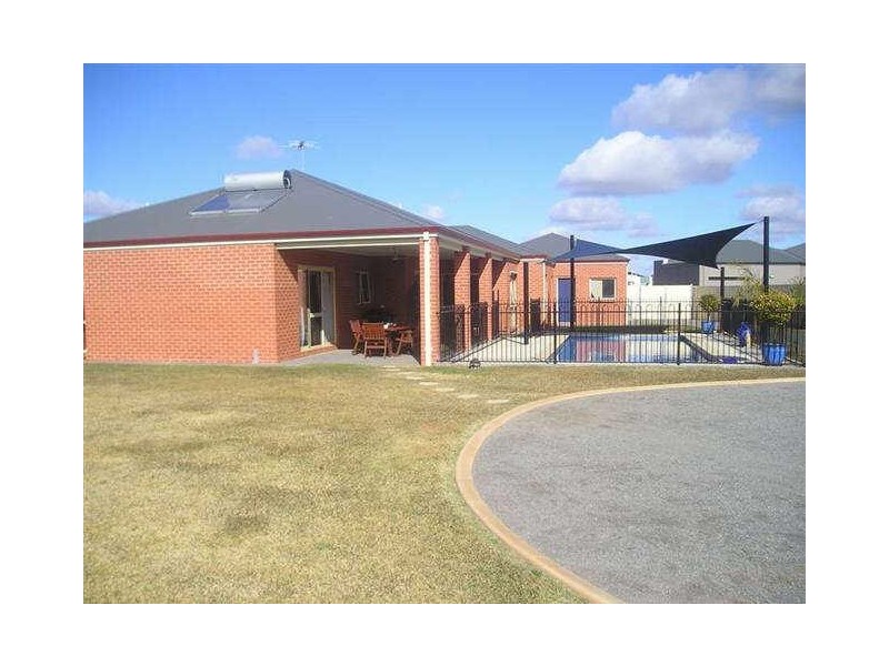 18 Bene Vista Boulevard, Mildura VIC 3500