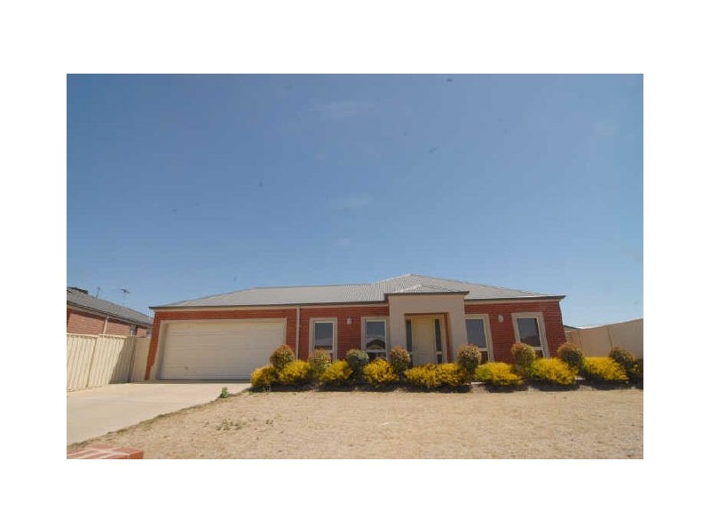 5 Pietro Court, Mildura VIC 3500