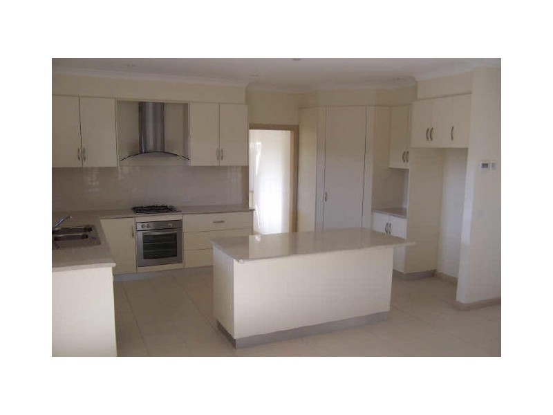 8 Popular Alm Court, Mildura VIC 3500