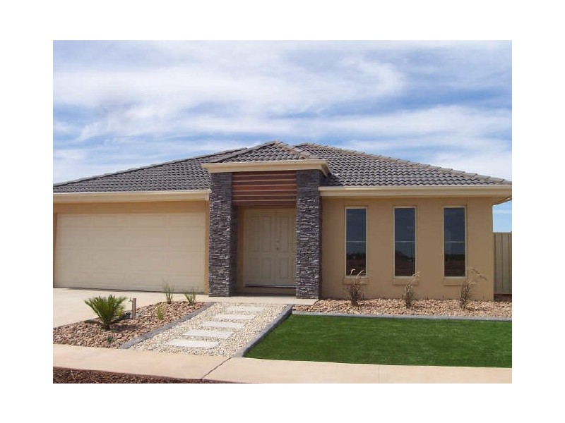 9 Ontario Park Drive, Mildura VIC 3500