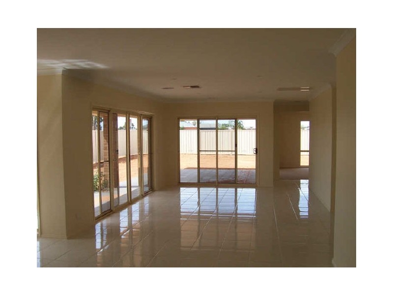 9 Ontario Park Drive, Mildura VIC 3500