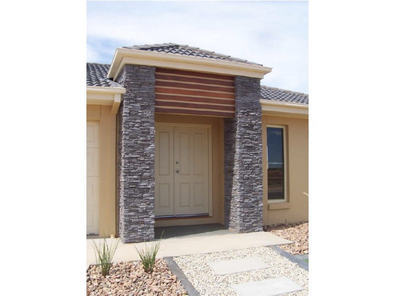 9 Ontario Park Drive, Mildura VIC 3500