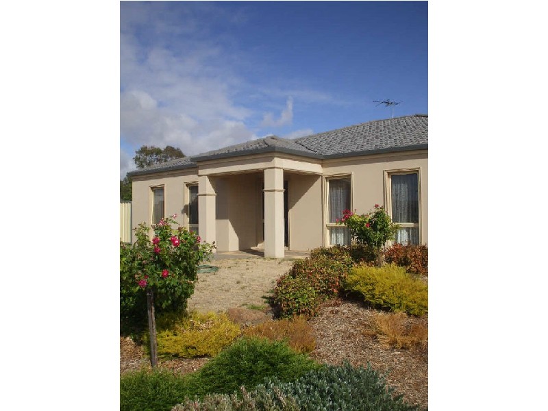 10 Shakira Court, Mildura VIC 3500