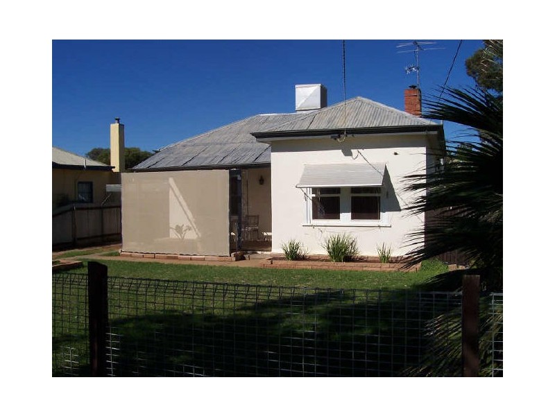 16 Dawn Avenue, Mildura VIC 3500