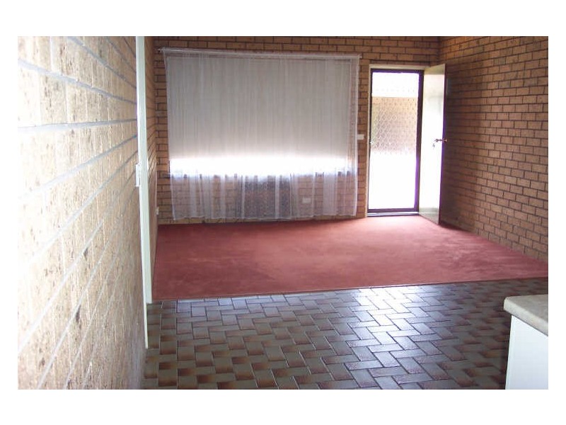 2/325 San Mateo Avenue, Mildura VIC 3500