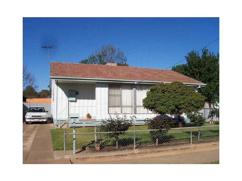 15 Weir Cresent, Mildura VIC 3500