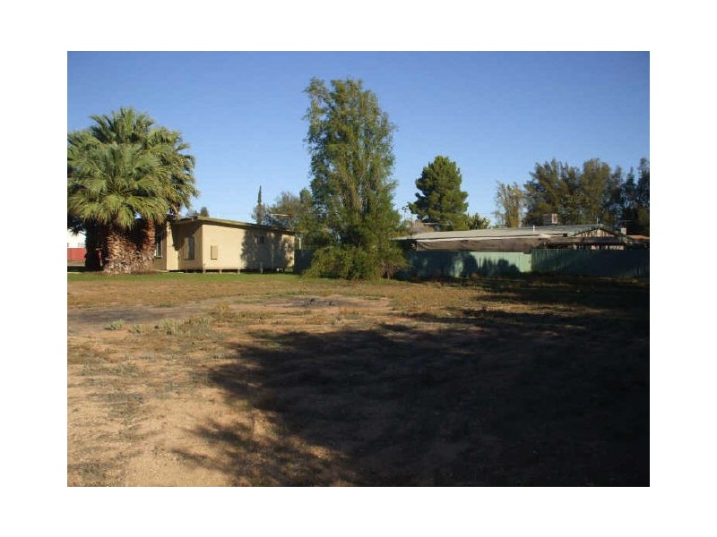 30 Fifth Street, Nichols Point VIC 3501