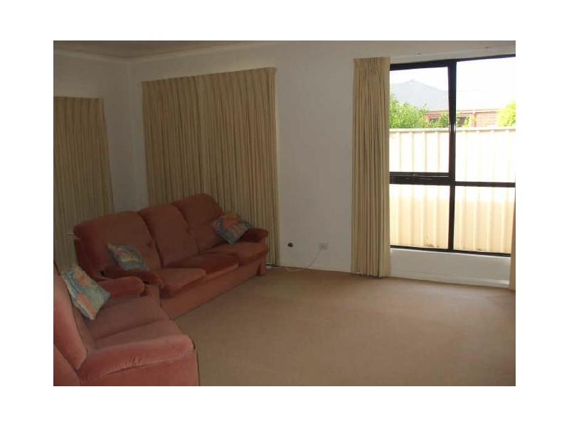 18 Merle Crt, Mildura VIC 3500