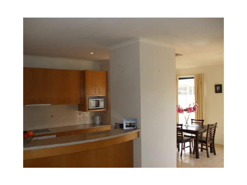 18 Merle Crt, Mildura VIC 3500