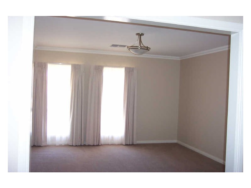 23 Bakogiannis Court, Mildura VIC 3500