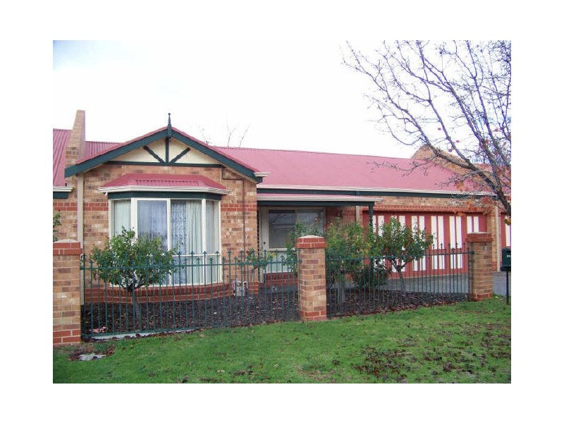 Unit 2 Marsden Drive, Mildura VIC 3500