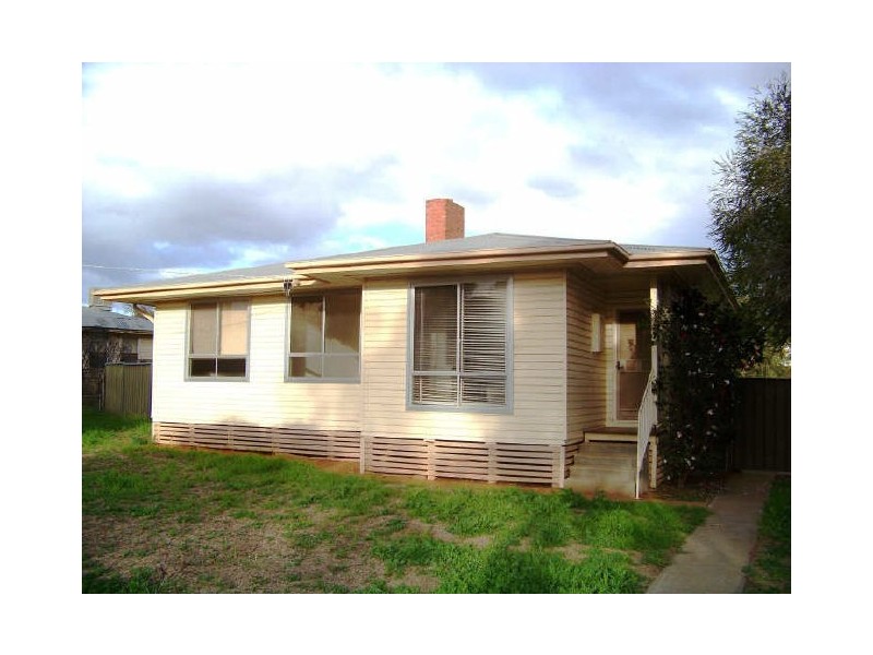 1 Loddon Avenue, Red Cliffs VIC 3496