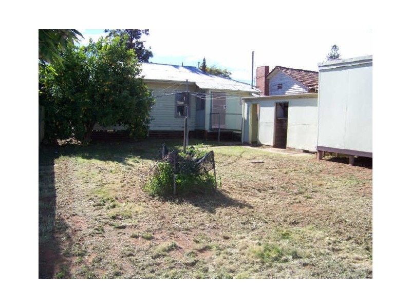 21 Loddon Avenue, Red Cliffs VIC 3496