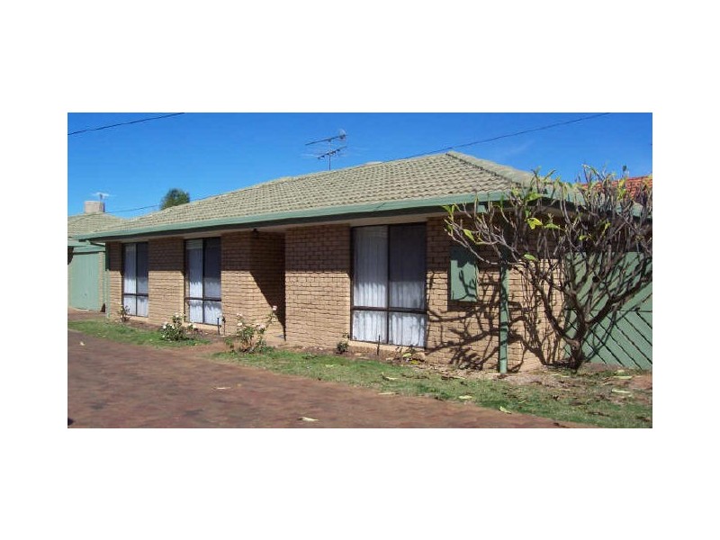 1/174 Olive Grove, Mildura VIC 3500