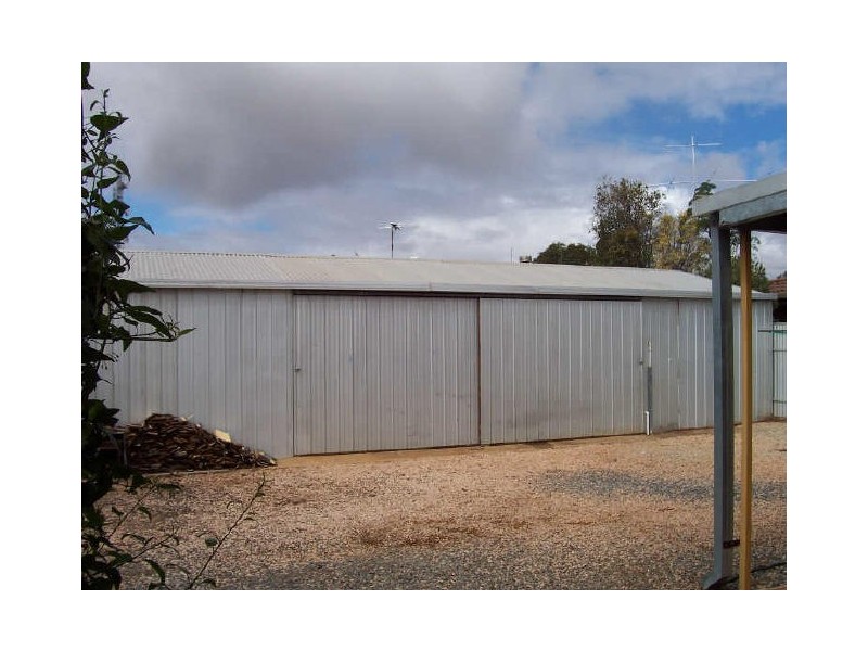 32 Walnut Avenue, Mildura VIC 3500