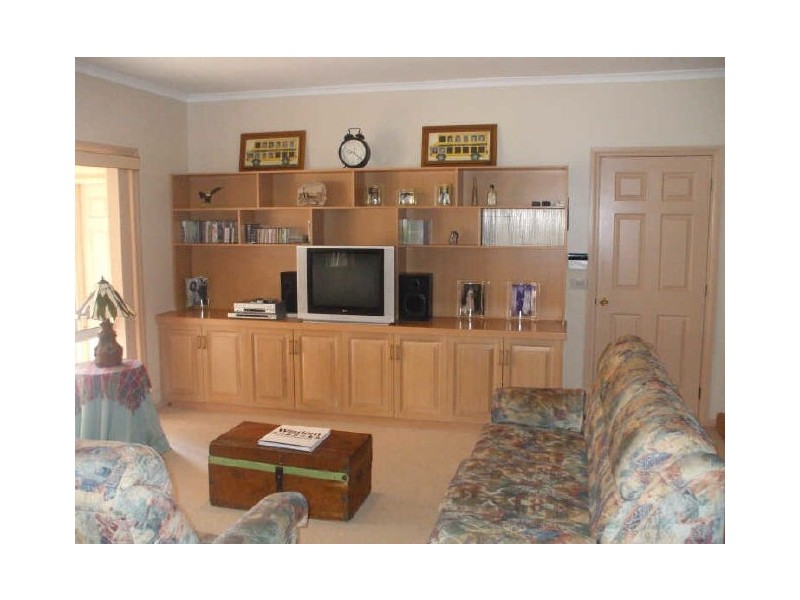 6 High View Court, Irymple VIC 3498