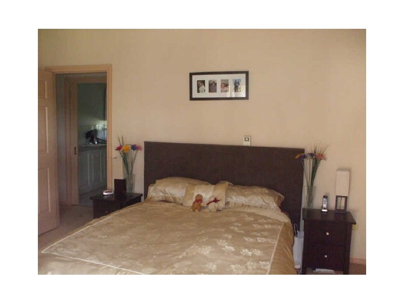 6 High View Court, Irymple VIC 3498