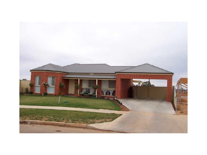 13 Sterling Drive, Mildura VIC 3500