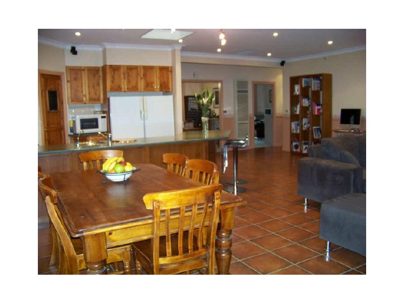 5 Angelo Court, Mildura VIC 3500