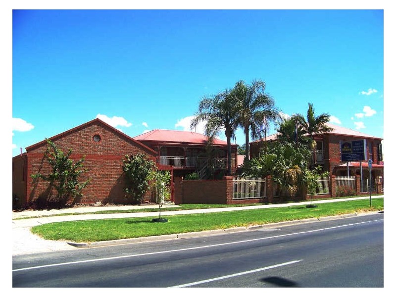 453 Deakin Avenue, Mildura VIC 3500