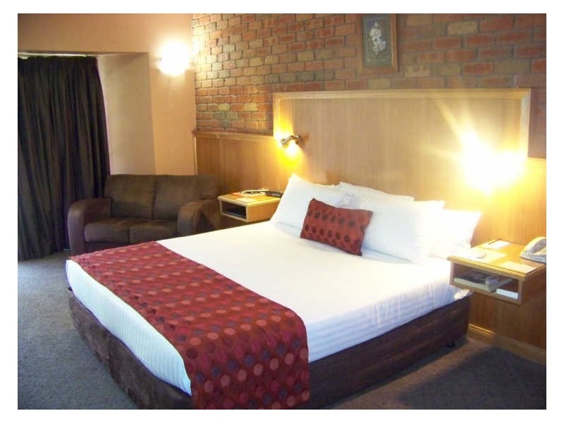 453 Deakin Avenue, Mildura VIC 3500