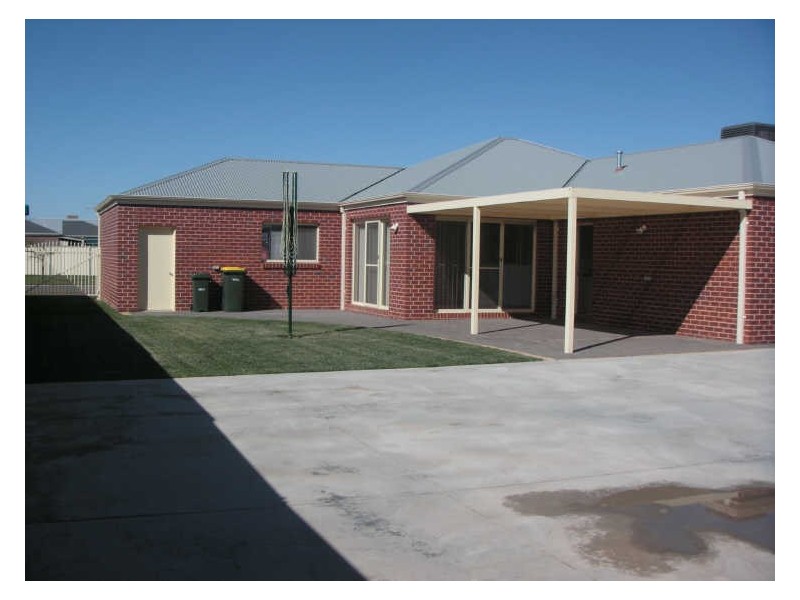 6 Wirraway Drive, Mildura VIC 3500