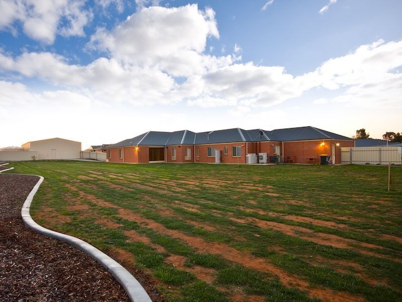 710 Cureton Avenue, Nichols Point VIC 3501