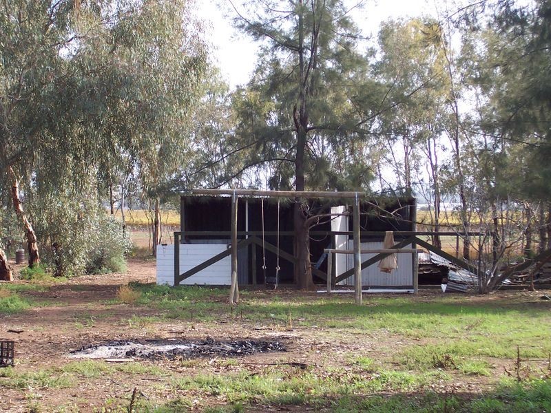 211 Sandilong Avenue, Nichols Point VIC 3501