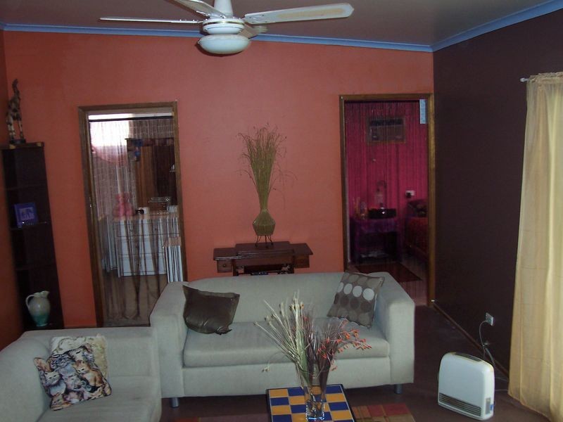 211 Sandilong Avenue, Nichols Point VIC 3501