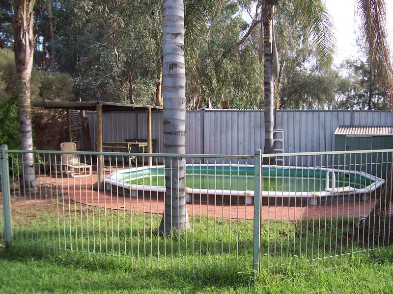 211 Sandilong Avenue, Nichols Point VIC 3501