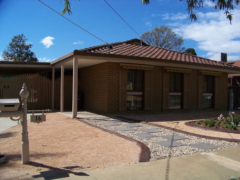 16 Euneva Drive, Mildura VIC 3500