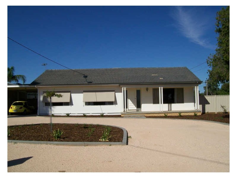 36 Fifth Street, Nichols Point VIC 3501