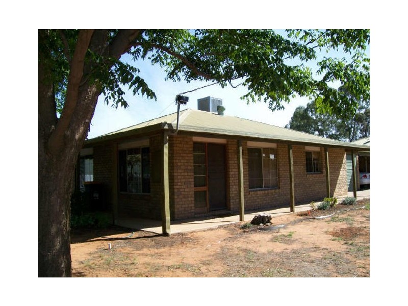1/6 Karingal Court, Irymple VIC 3498