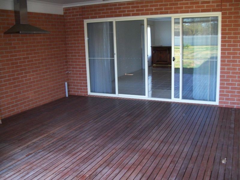 710 Cureton Avenue, Nichols Point VIC 3501