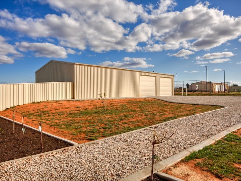 710 Cureton Avenue, Nichols Point VIC 3501