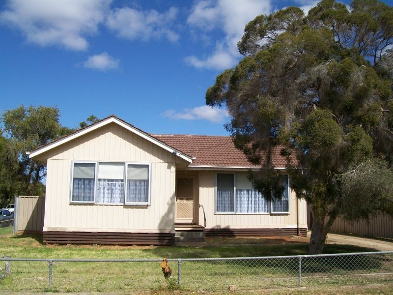 42 Brian Cres, Mildura VIC 3500