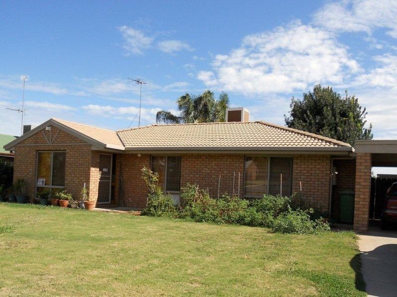 40 Crane Dve, Buronga NSW 2739