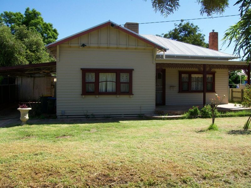 39 Goulburn Ave, Red Cliffs VIC 3496