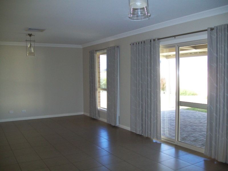 16 Heidi Court, Mildura VIC 3500