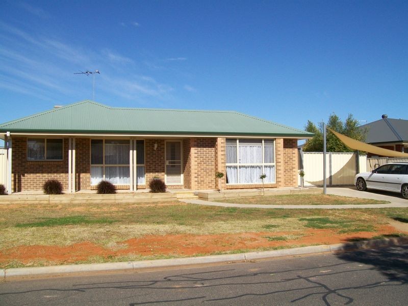 24 Olivewood Drive, Mildura VIC 3500