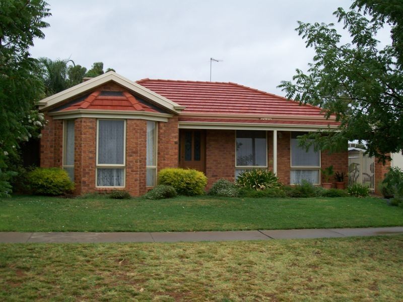 3 Pevensey Grove, Mildura VIC 3500