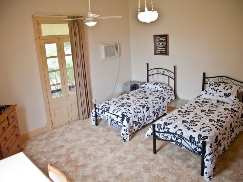 68 Sixth Street, Birdwoodton VIC 3505