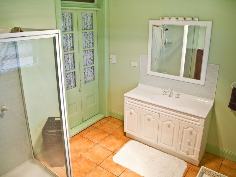 68 Sixth Street, Birdwoodton VIC 3505