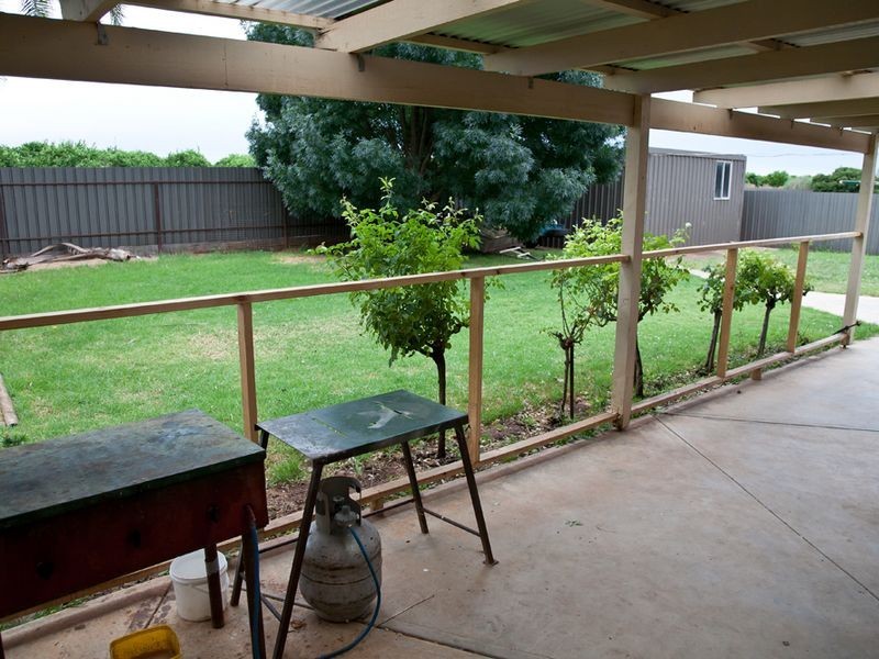 40 Crane Drive, Buronga NSW 2739