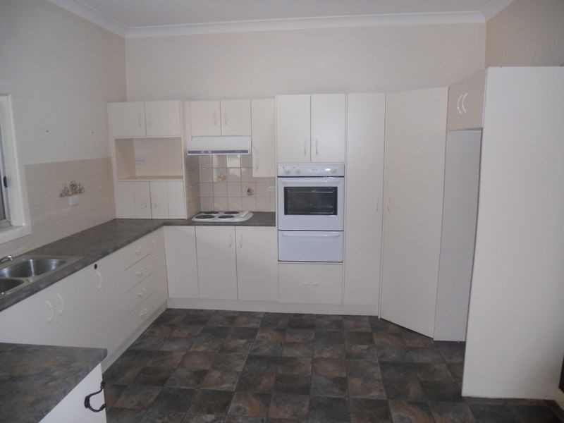 28 Magnolia Avenue, Mildura VIC 3500