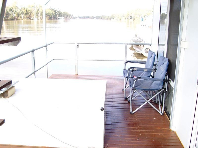 House Boat Murray River, Mildura VIC 3500