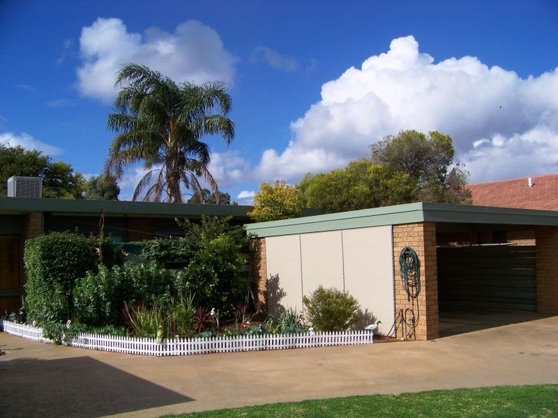 Unit 3/4 Amelia Court, Mildura VIC 3500
