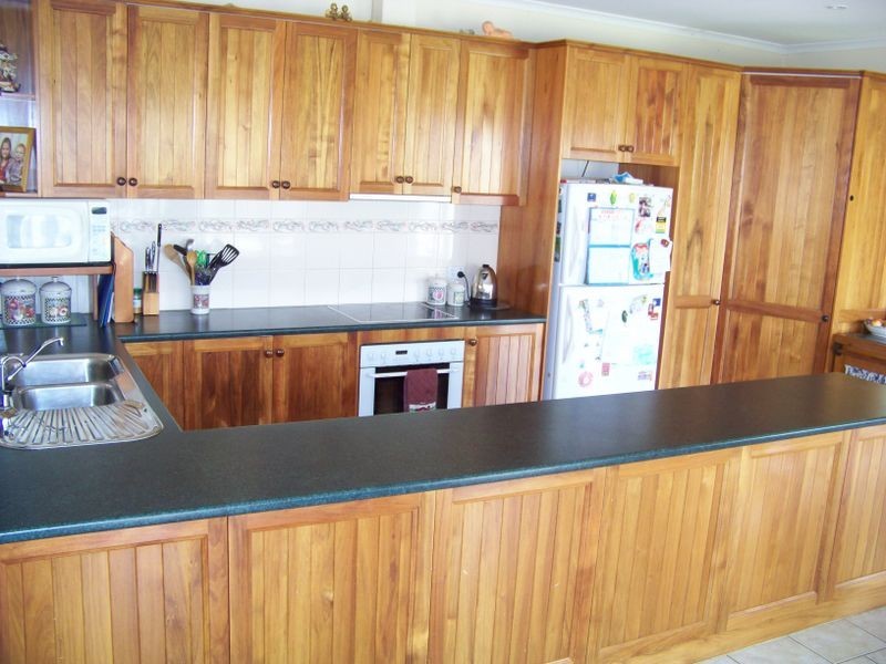 553 Channel Rd ( btwn 5th & 6th Sts), Merbein VIC 3505